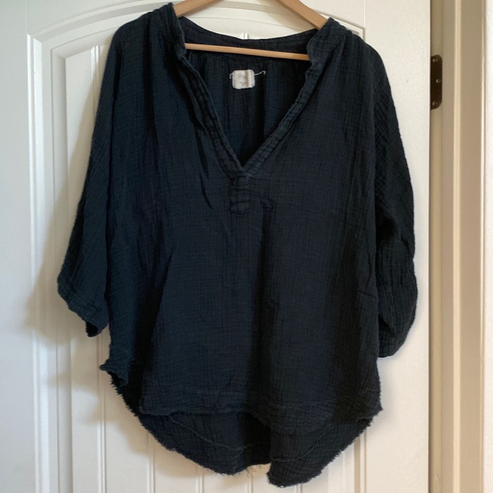 9Seed black popover gauzy top